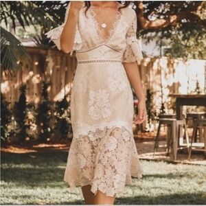 Saylor Floral Lace Maggy Dress Ruffle Sheath Midi V-neck Flared Hem Cream Size M